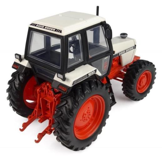 UNIVERSAL HOBBIES 1:32 Tractor DAVID BROWN 1690 4RM (1979-1983) - Ítem1