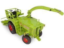 UNIVERSAL HOBBIES 1:32 Cosechadora CLAAS JAGUAR 80SF SIN CABINA CON CORTE DE MAIZ - Ítem2