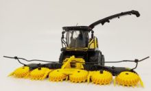 MARGE MODELS 1:32 Picadora NEW HOLLAND FR650 LLANTAS GRISES EDICION LIMITADA 400 UNIDADES - Ítem3