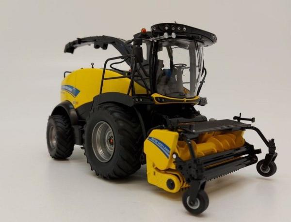 MARGE MODELS 1:32 Picadora NEW HOLLAND FR650 LLANTAS GRISES EDICION LIMITADA 400 UNIDADES - Ítem5