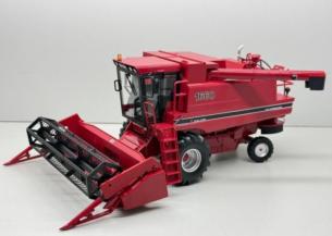 REPLICAGRI 1:32 Cosechadora CASE IH AXIAL FLOW 1660