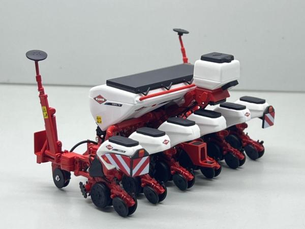REPLICAGRI 1:32 Sembradora MONOGRANO KUHN KOSMA TS 6 EDICION LIMITADA EN BLANCO - Ítem1