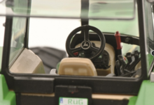 SCHUCO 1:32 Tractor JOHN DEERE 4960 - Ítem5