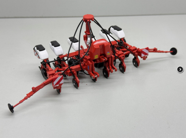 REPLICAGRI 1:32 Sembradora KOSMA TSE DE 6 BOTES COMPATIBLE CON TOLVA FRONTAL REP096 EDICION LIMITADA 2000 UNIDADES - Ítem2