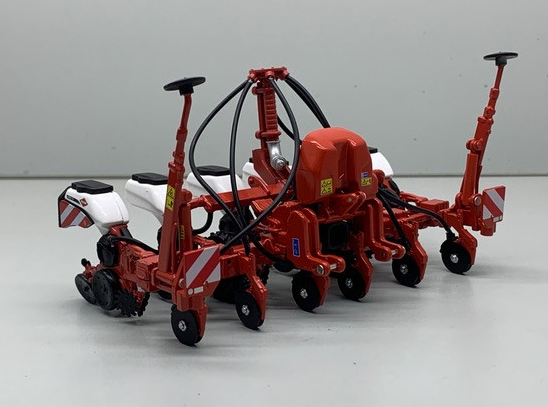 REPLICAGRI 1:32 Sembradora KOSMA TSE DE 6 BOTES COMPATIBLE CON TOLVA FRONTAL REP096 EDICION LIMITADA 2000 UNIDADES
