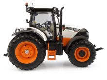 UNIVERSAL HOBBIES 1:32 Tractor DAVID BROWN 1690 VERSION 2024 - Ítem4