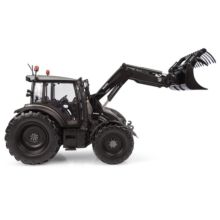 UNIVERSAL HOBBIES 1:32 Tractor VALTRA G135 TITANIUM CON PALA DELANTERA EDICION LIMITADA 1000 UNIDADES - Ítem4