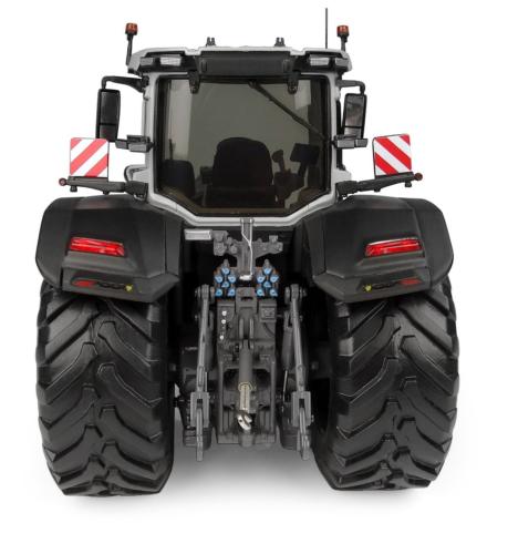 UNIVERSAL HOBBIES 1:32 Tractor MASSEY FERGUSON 9S.425 NEGRO MATE EDICION LIMITADA 750 UNIDADES - Ítem4