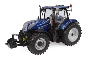 UNIVERSAL HOBBIES 1:32 Tractor NEW HOLLAND T7.210 BLUE POWER AUTO COMMAND