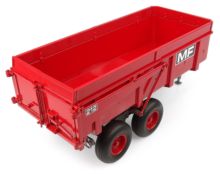 UNIVERSAL HOBBIES 1:32 Remolque MASSEY FERGUSON 212 - Ítem2