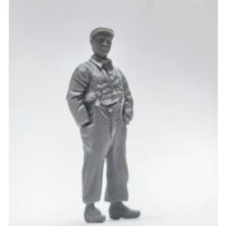 ARTISAN32 1:32 ANCIANO DE PIE 02