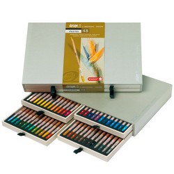 Caja de madera con 48 lápices pastel Bruynzeel.