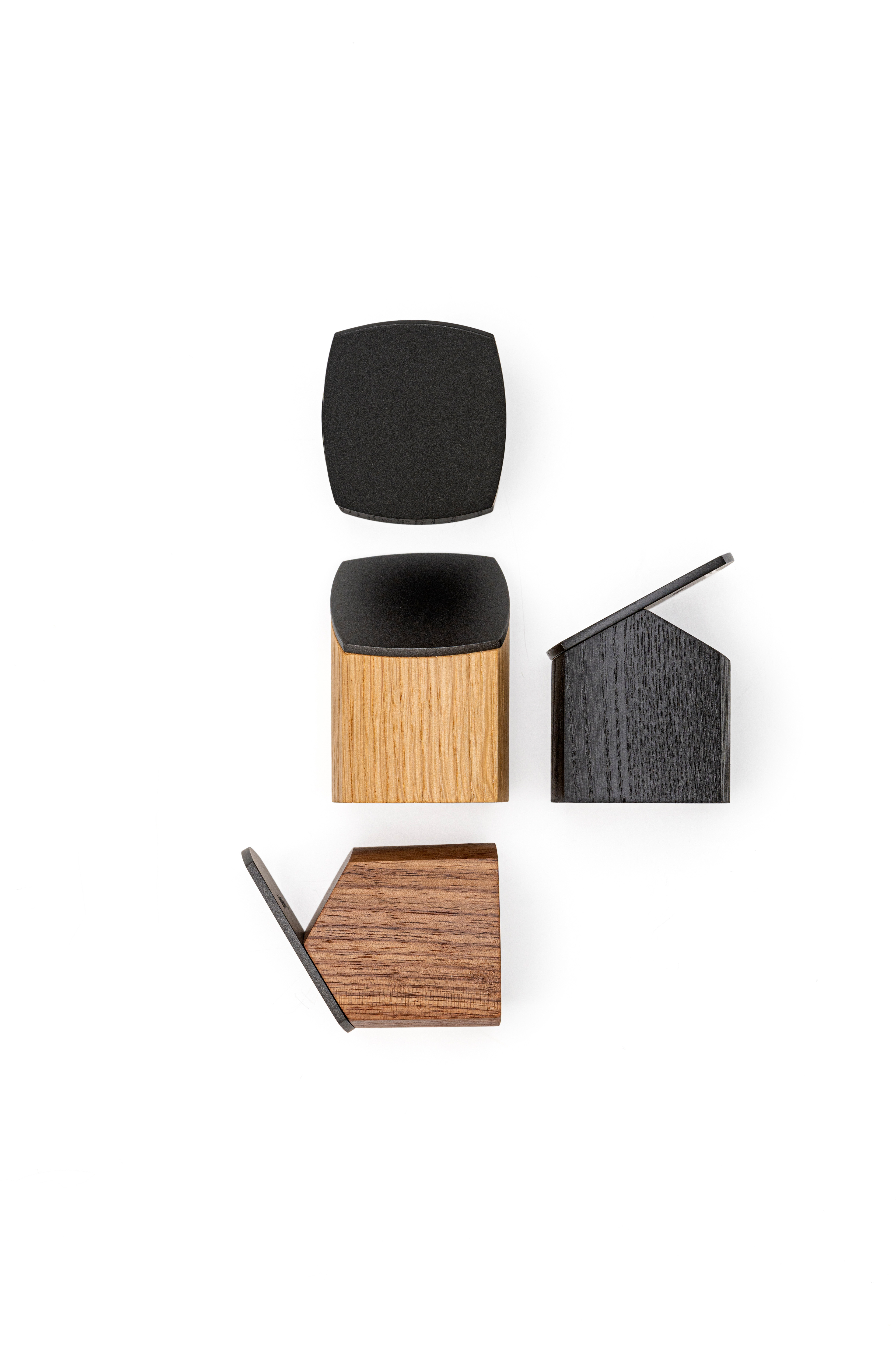 Colgador Megg - Ítem1