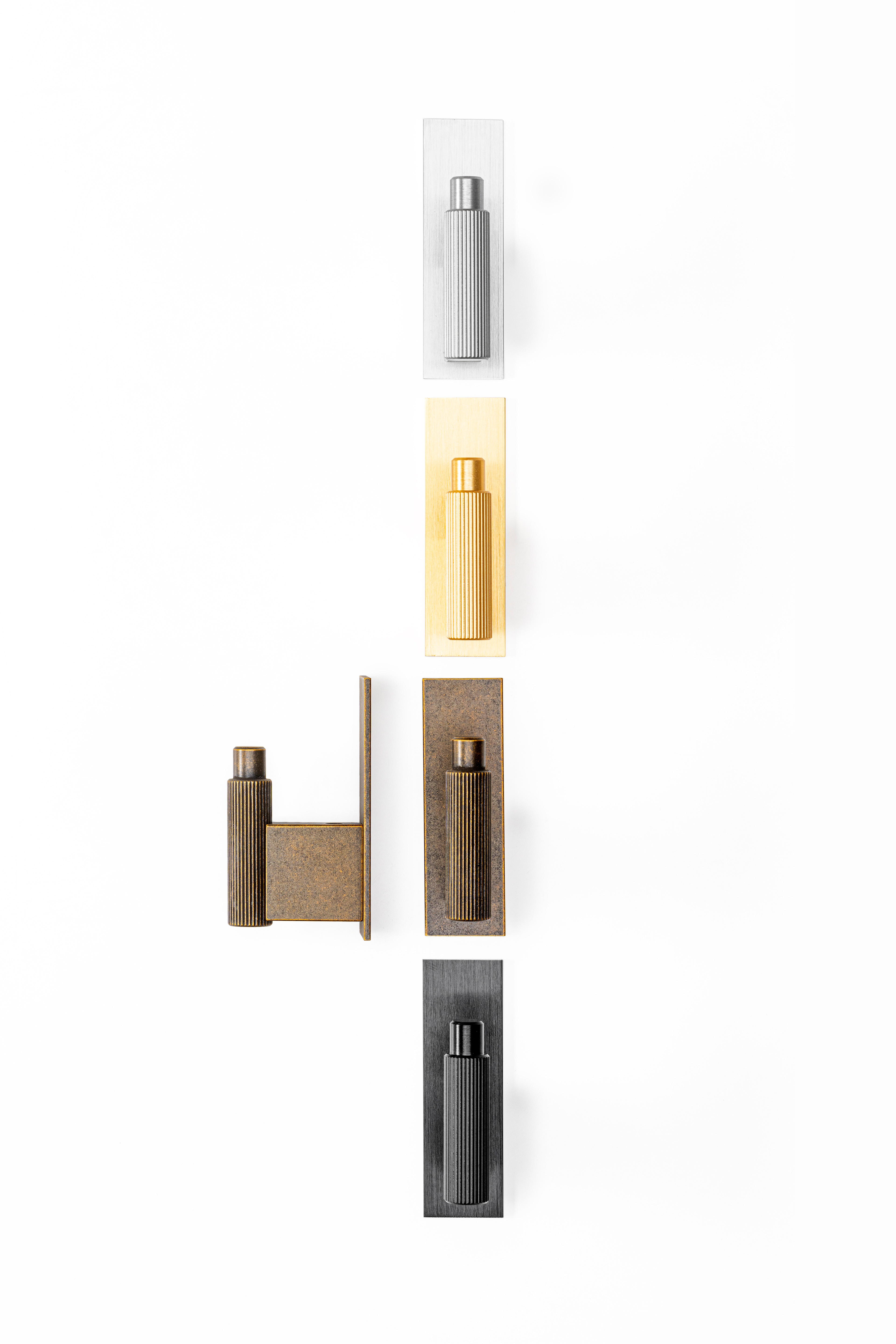 Colgador Arpa Plate - Ítem1