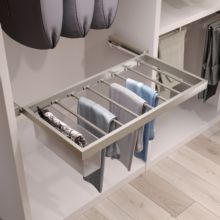 Emuca Kit de 7 tringles à pantalons, 2 plateaux et cadre coulissant à fermeture douce pour armoires, réglable, module 900mm, Gris pierre - Item6