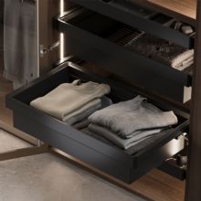 Emuca Kit de cajón metálico y bastidor regulable Quartz para armarios, guías de cierre suave y extracción total, Módulo 60cm, Acabado Titanio - Ítem3