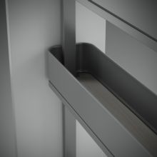 Emuca Botellero lateral extraíble Harmony con cierre suave, Módulo ancho 200mm alto 800mm, Acero y Madera, Gris antracita - Ítem4