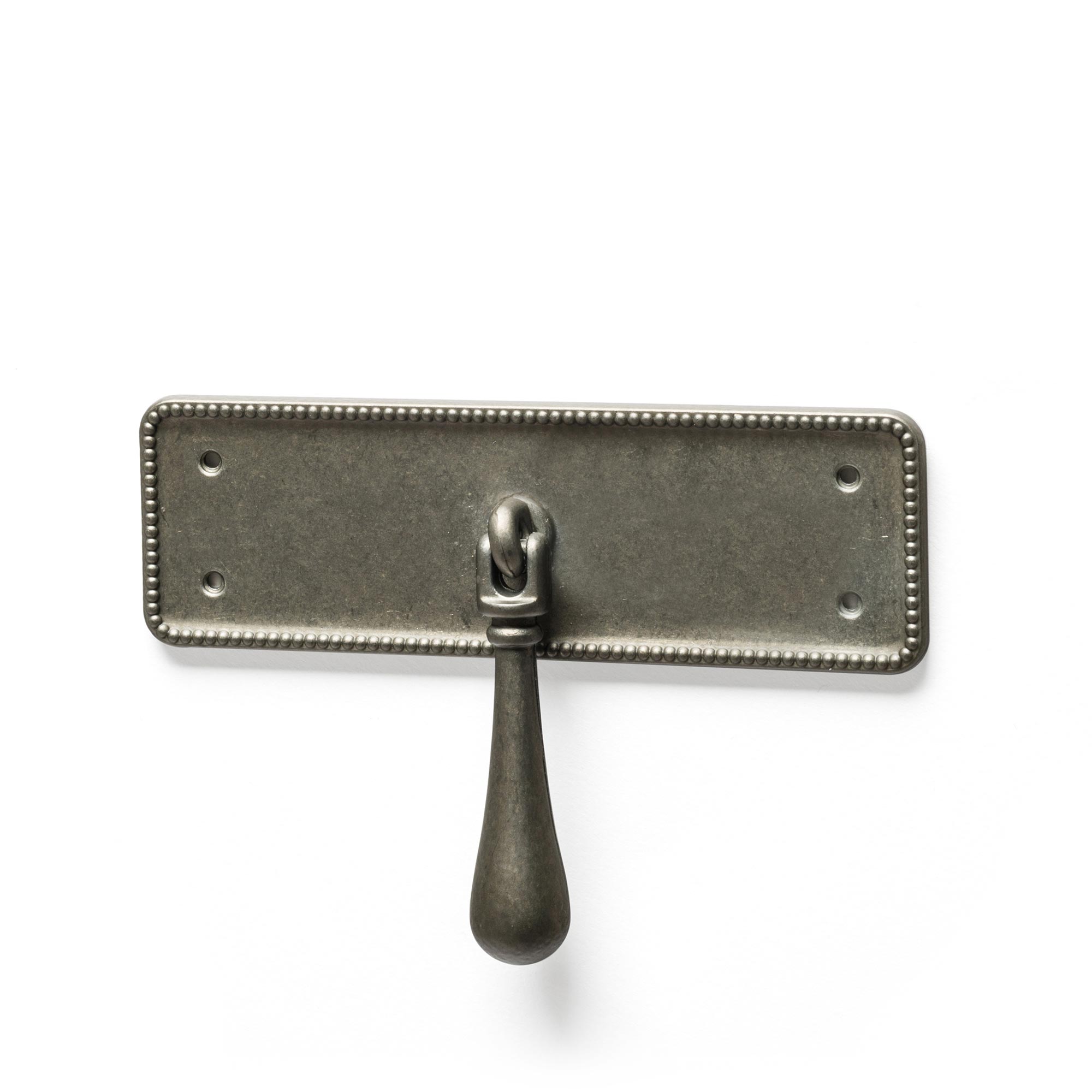 Tirador de Péndulo para Mueble | Estilo Clásico | Fabricado en Zamak | Acabado en Champagne bronce mm | Medidas 35*110*14 mm | Sistema de Fijación | Incluye Tornillos M4 | 2 Unidades