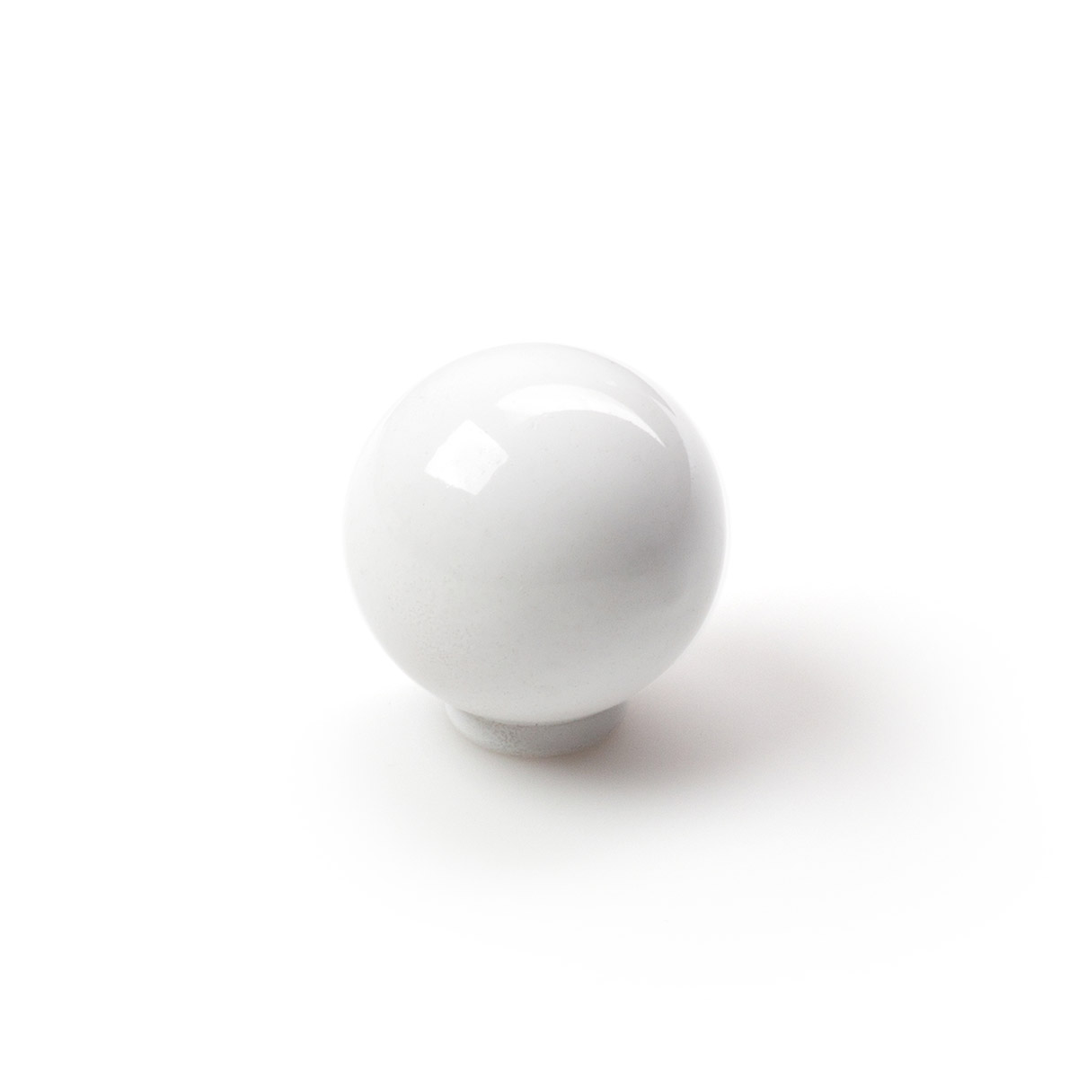 Pomo de plástico con acabado blanco, dimensiones: 25x25x26mm Ø: 25mm