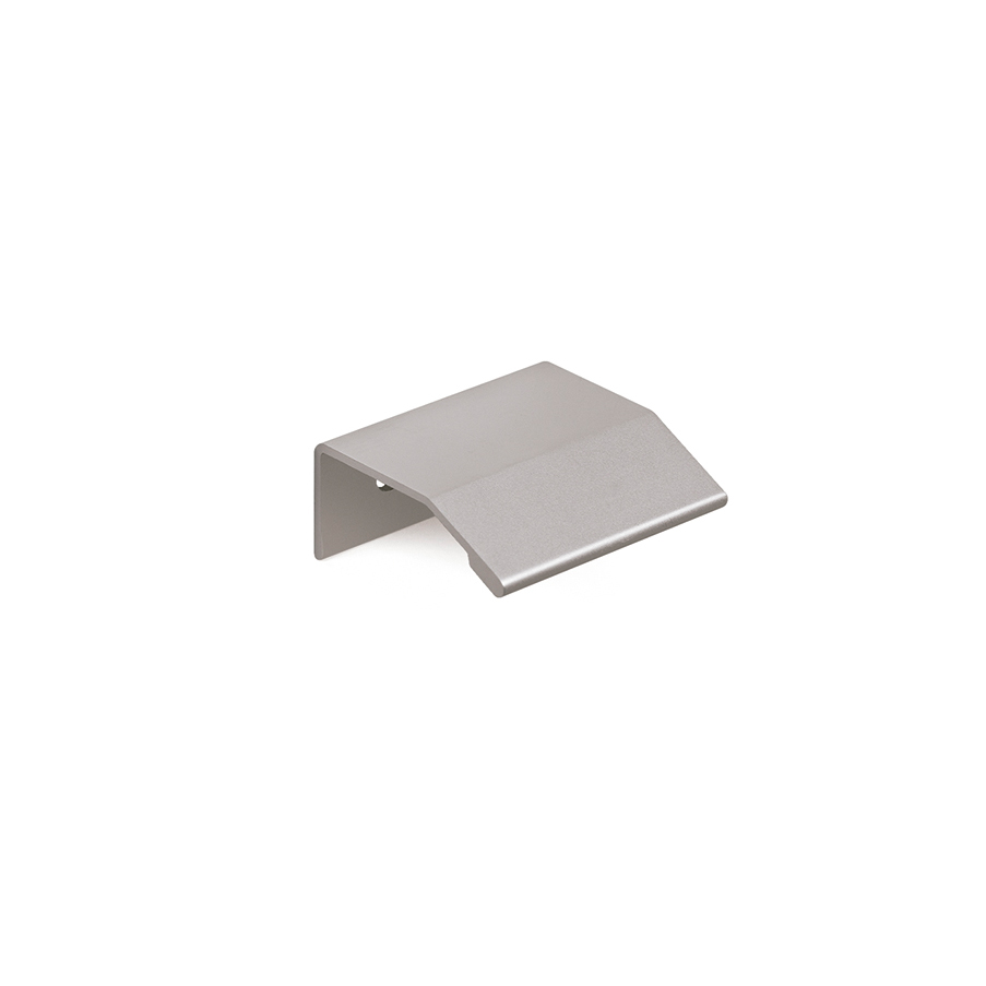Asa de aluminio con acabado anodizado mate, dimensiones:80x18x39mm y entrepuntos:64mm