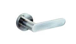 Jeu de poignées modèle Bunbury aluminium niquel avec rosace Ø50mm.