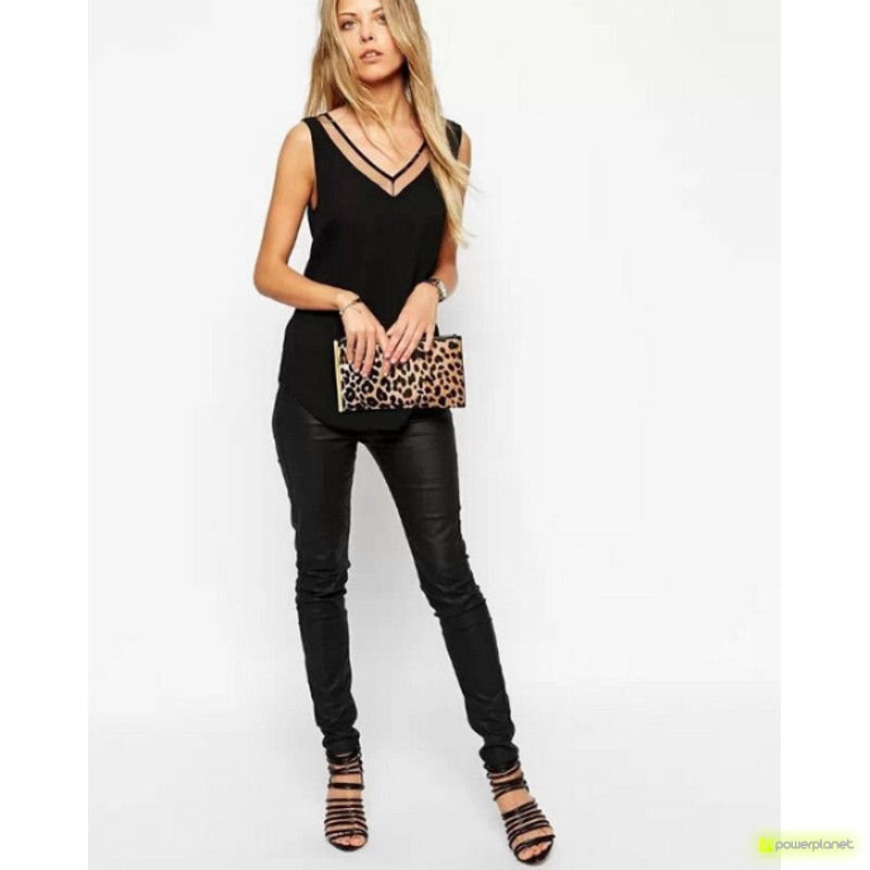 Blusa Negra Espalda en V - Ítem4