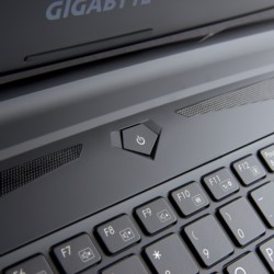 Laptop Portátil Gigabyte P57X V6 Intel Core i7-6700/16GB/256+1TB/GTX1070/17
