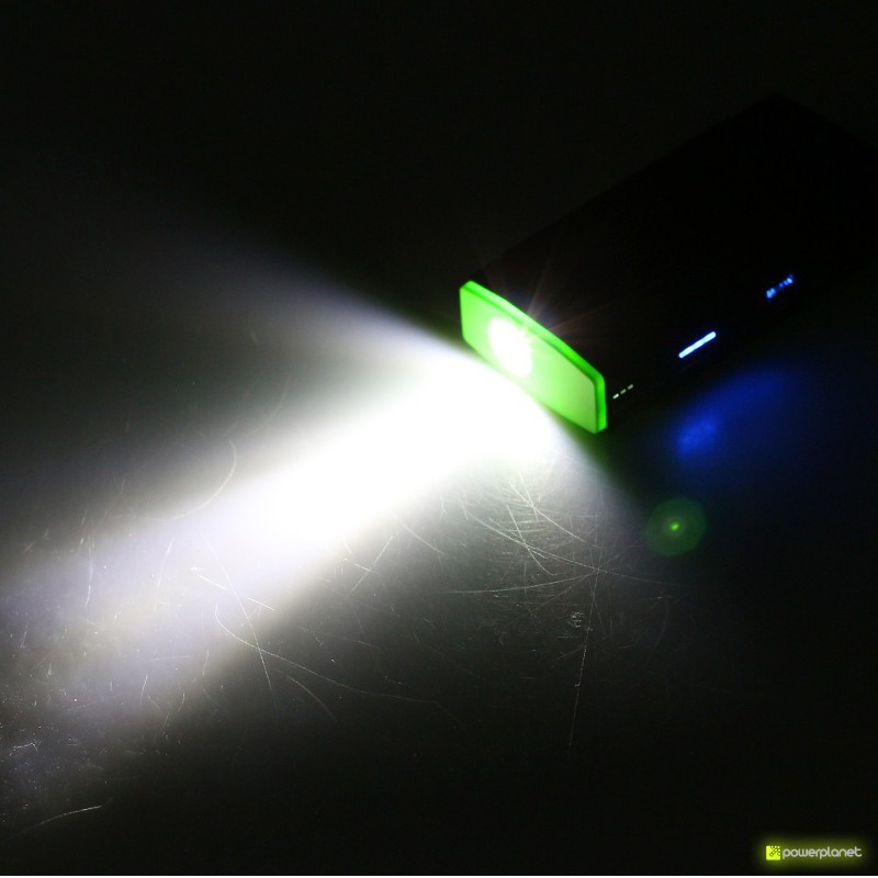 Power Bank D28 - Ítem3