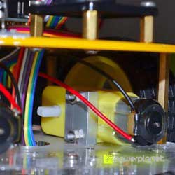 Coche controlado por Bluetooth con Arduino - Ítem1
