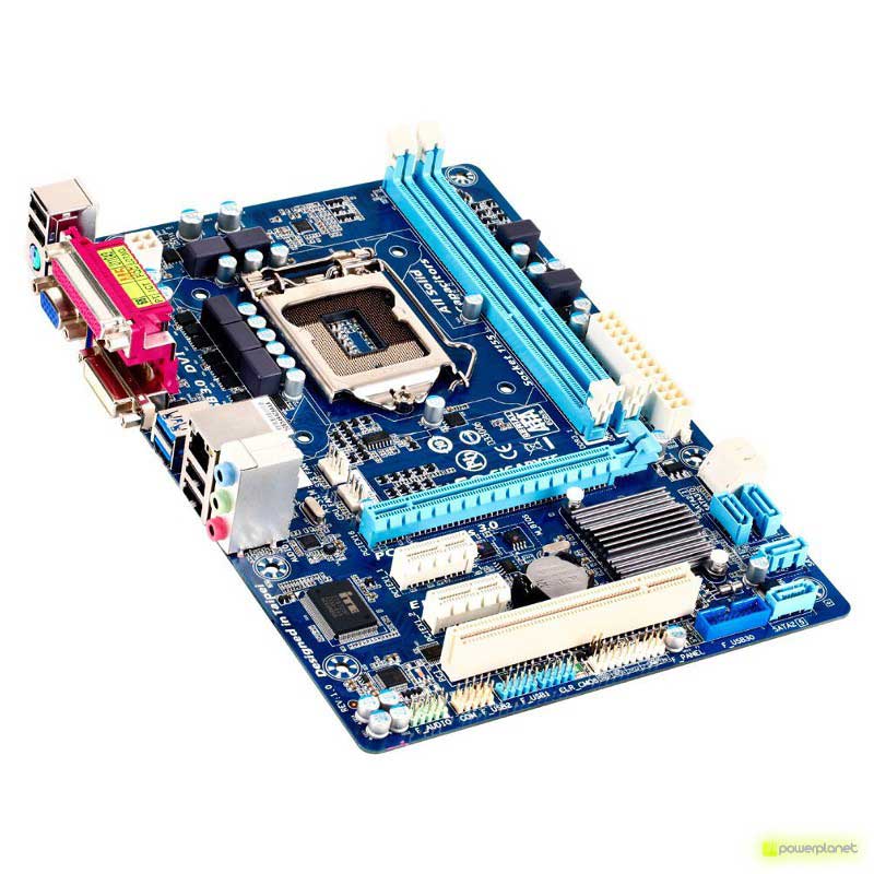 Gigabyte GA-B75M-D3V motherboard