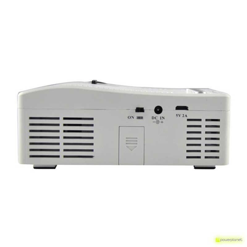 Projector UC18 - Item3