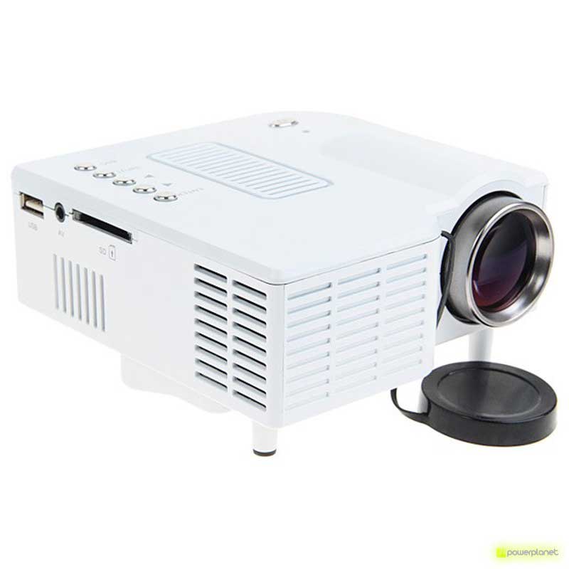 Proyector UC28 - Ítem1