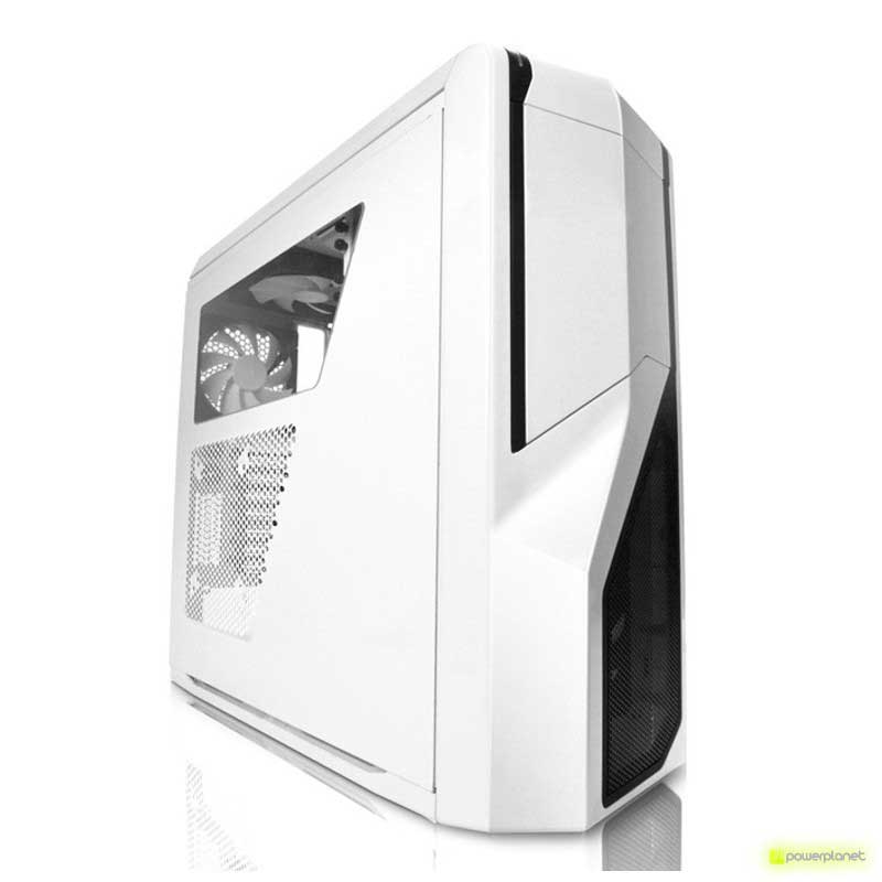 Semitorre ATX NZXT Phantom 410 Negra 2x120mm