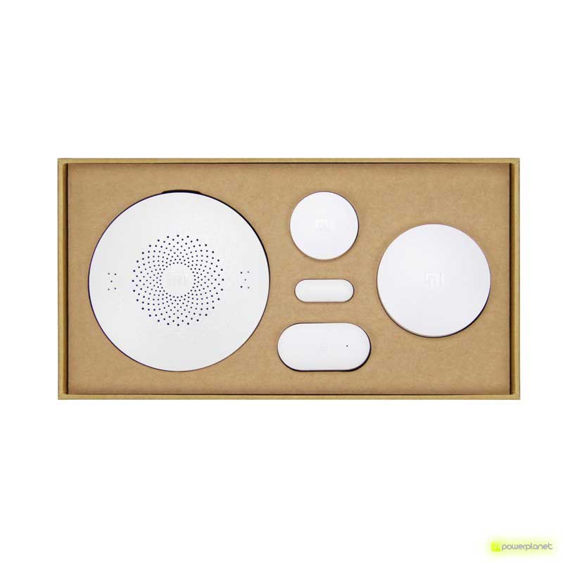 Xiaomi Mi Smart Home Suite