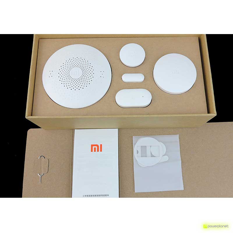 Xiaomi Mi Smart Home Suite - Item7