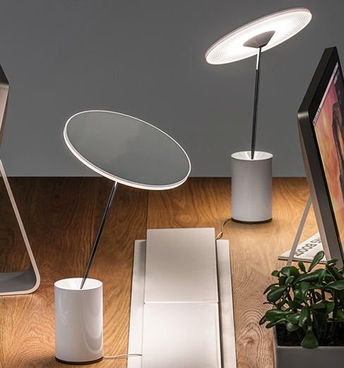 Lámpara De Sobre Mesa Sisifo Scott Wilson Artemide Oferta