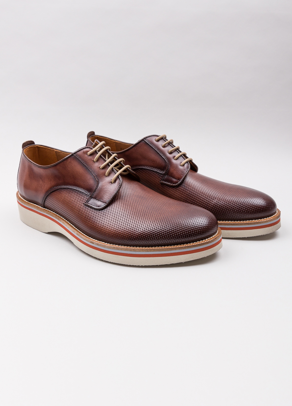 Zapato sport wear furest colección troquelado marrón - Ítem2