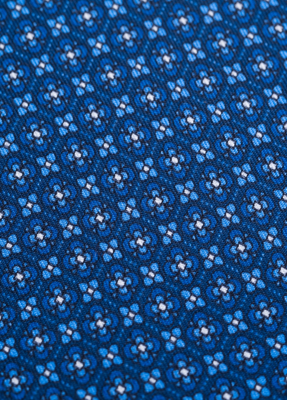 Corbata FUREST COLECCIÓN color azul tinta con dibujo floral - Ítem2