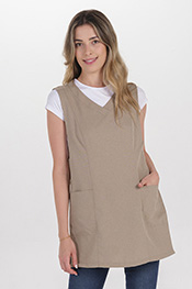 Estola beige cuello pico botones