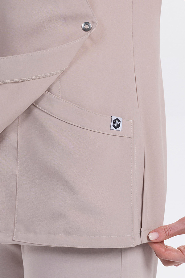 Chaqueta beige cruzada corchetes m/c 2