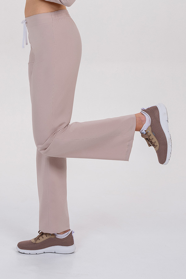Pantalón beige elástico acampanado 1