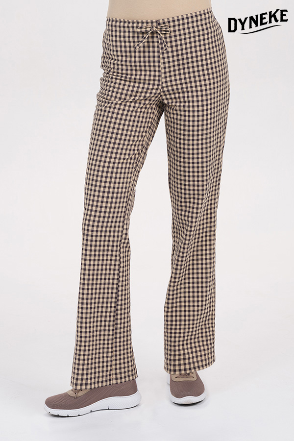 Pantalón cuadro marrón acampanado