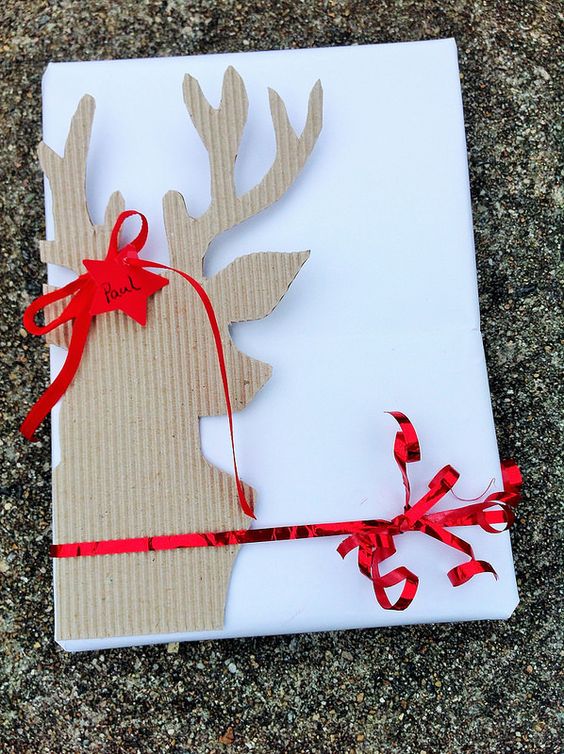 Cómo hacer tarjetas de Navidad a mano ¡Con cartón!