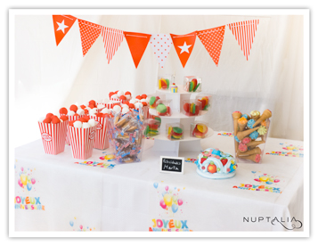 Tavoli di dolci o Candy Bar per festa di compleanno