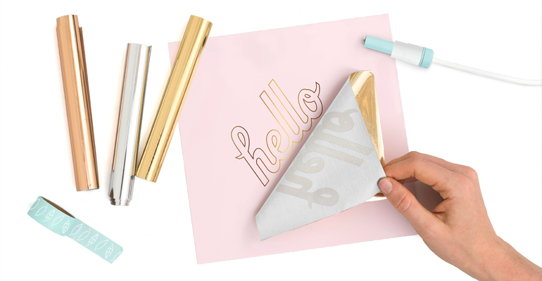¡Crea letras, frases o dibujos rellenos de foil preciosos!
