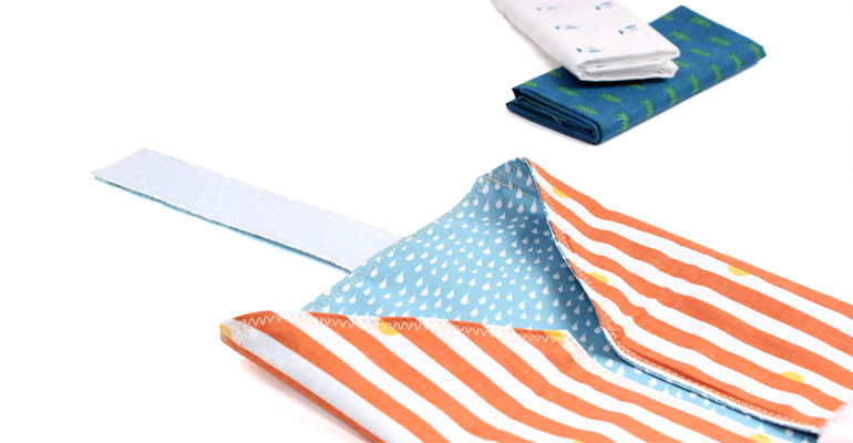 Cómo coser un portabocadillos ecológico con tela plastificada Dailylike