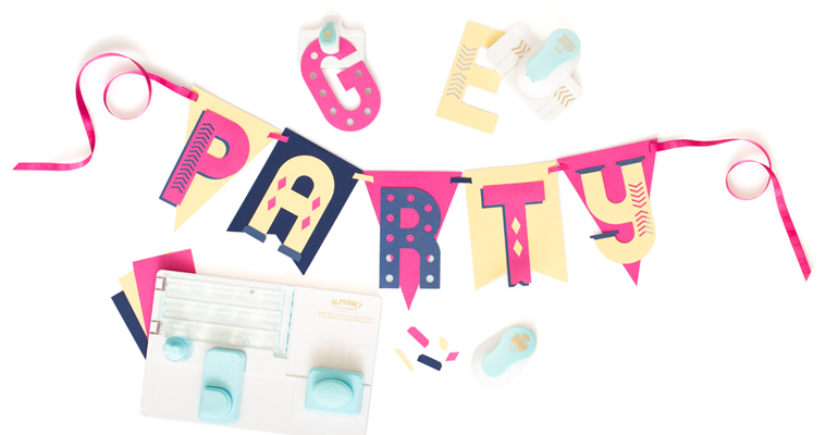 ¡Nuevos lanzamientos! Alphabet Punch Board y Envelope Punch Board de We R Memory Keepers