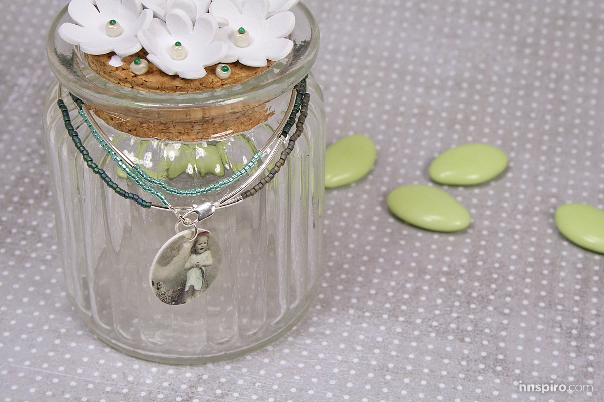 ¡Charm con plástico mágico!