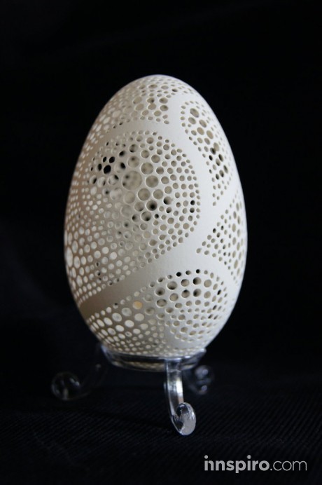 carved_goose_eggshell_by_peregrin71-d540cea