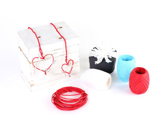 Raphia et fil de fer recouvert